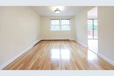 262 Daniels St, Franklin, MA 02038 - Photo 10