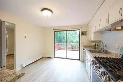 262 Daniels St, Franklin, MA 02038 - Photo 14