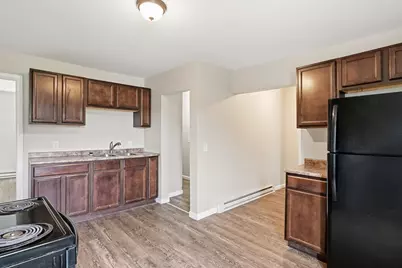 116-118 West St, Holyoke, MA 01040 - Photo 6