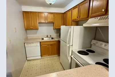 180 Main St #F140, Bridgewater, MA 02324 - Photo 6