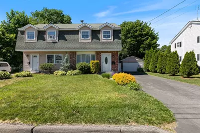 9 Marie Ln #9, Lawrence, MA 01843 - Photo 2