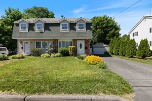 9 Marie Ln, Lawrence, MA 01843 - Photo 2