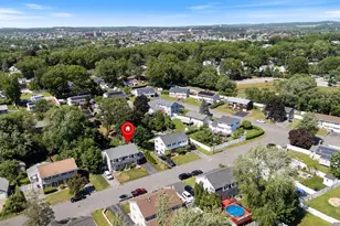 9 Marie Ln, Lawrence, MA 01843 - Photo 4