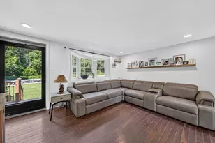 26 Algerine St, Berkley, MA 02779 - Photo 16