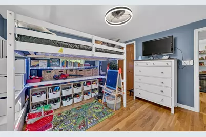 26 Algerine St, Berkley, MA 02779 - Photo 24