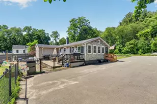 26 Algerine St, Berkley, MA 02779 - Photo 26