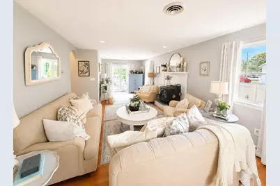 9 Pondview Ave, Pembroke, MA 02359 - Photo 10