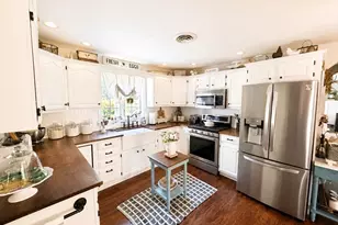9 Pondview Ave, Pembroke, MA 02359 - Photo 6