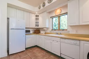 62 Fairview Ave, Northampton, MA 01060 - Photo 12