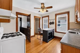 30 Clarendon Ave, Somerville, MA 02144 - Photo 4