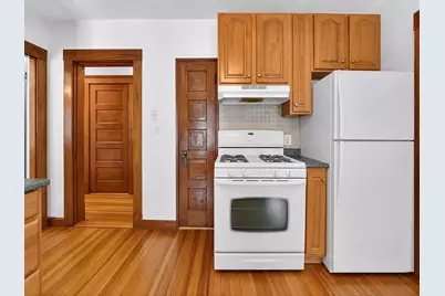 30 Clarendon Ave, Somerville, MA 02144 - Photo 14