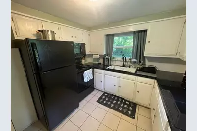 37 Henri St, Somerset, MA 02726 - Photo 6