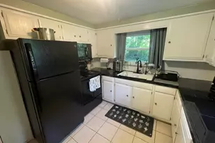 37 Henri St, Somerset, MA 02726 - Photo 6