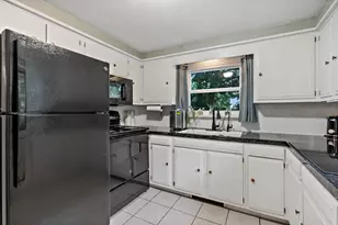 37 Henri St, Somerset, MA 02726 - Photo 6