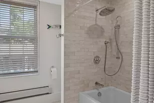 21 Union St, Manchester by the Sea, MA 01944 - Photo 16