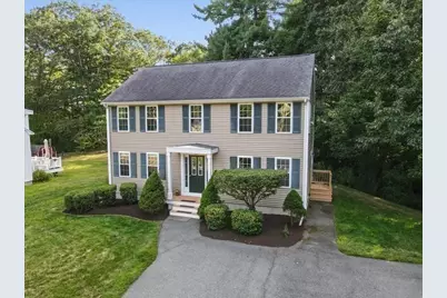 37 Forest Rd #37, Millis, MA 02054 - Photo 4