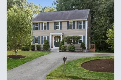 37 Forest Rd #37, Millis, MA 02054 - Photo 2