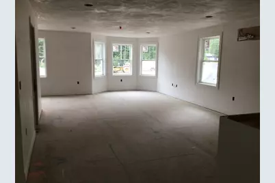299 Quincy St, Building 3 #1, Holbrook, MA 02343 - Photo 4