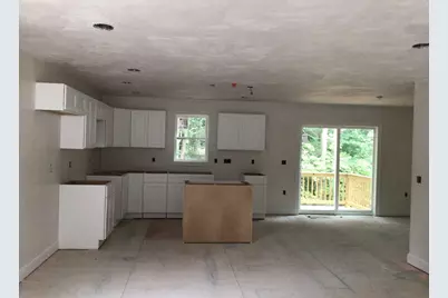 299 Quincy St, Building 3 #1, Holbrook, MA 02343 - Photo 1