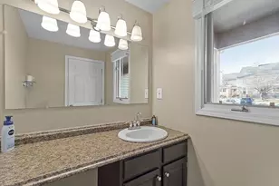 43 Brickett Hill Cir, Haverhill, MA 01830 - Photo 12