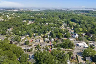 196 South St, Hingham, MA 02043 - Photo 24