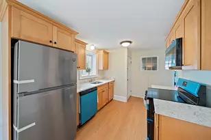 196 South St, Hingham, MA 02043 - Photo 12