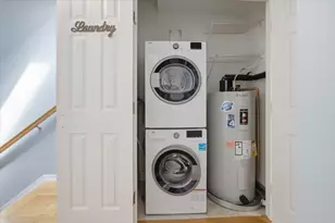 75 Bolton St, Boston, MA 02127 - Photo 22