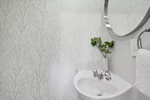 75 Bolton St, Boston, MA 02127 - Photo 12