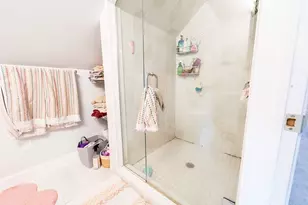 7 Bradford Ave, Medford, MA 02155 - Photo 22
