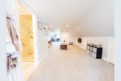 7 Bradford Ave #7, Medford, MA 02155 - Photo 16