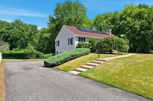 360 Woodland, Seekonk, MA 02771 - Photo 2