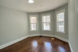 7 Harvard Ter, Boston, MA 02134 - Photo 6