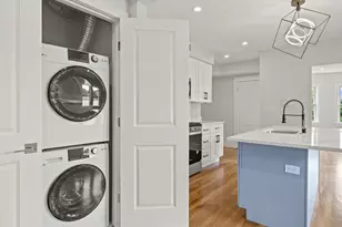 580 Ashmont, Boston, MA 02122 - Photo 6