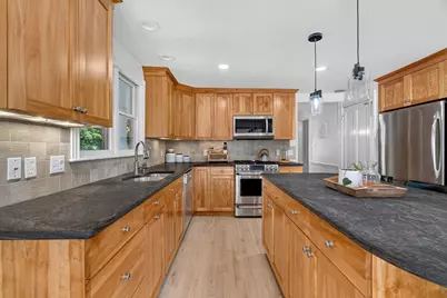 11 Crescent St, Stow, MA 01175 - Photo 4