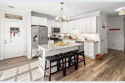 112 Main #8, Amesbury, MA 01913 - Photo 2