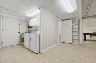 11 Preston St, Wakefield, MA 01880 - Photo 34