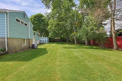 11 Preston St, Wakefield, MA 01880 - Photo 38
