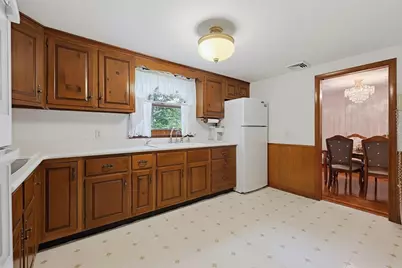 11 Preston St, Wakefield, MA 01880 - Photo 14