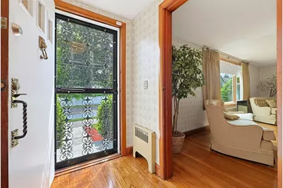 11 Preston St, Wakefield, MA 01880 - Photo 6