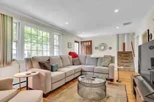 21 Constitution, Lexington, MA 02421 - Photo 4