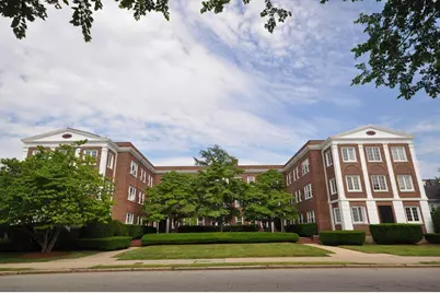 298 Main St #12, Wakefield, MA 01880 - Photo 2