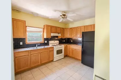 552 Alden St, Fall River, MA 02723 - Photo 6