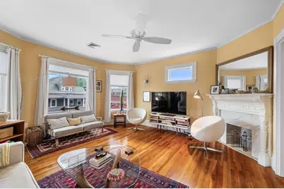55 Ocean Ave #3, Salem, MA 01970 - Photo 2