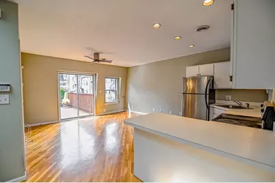493 East 4th #3, Boston, MA 02127 - Photo 4