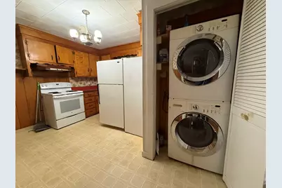 140 Pleasant Street, Weymouth, MA 02190 - Photo 18