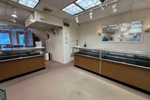 140 Pleasant St, Weymouth, MA 02190 - Photo 8