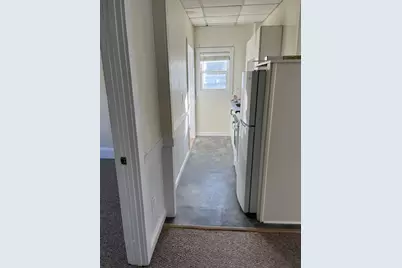 581 South Ave #1R, Whitman, MA 02382 - Photo 2
