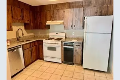 305 Pine St #12, Lowell, MA 01851 - Photo 2
