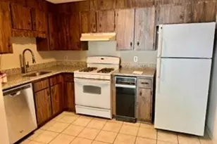 305 Pine St, Lowell, MA 01851 - Photo 2