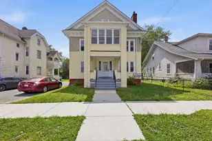 36 Belvidere St, Springfield, MA 01108 - Photo 2